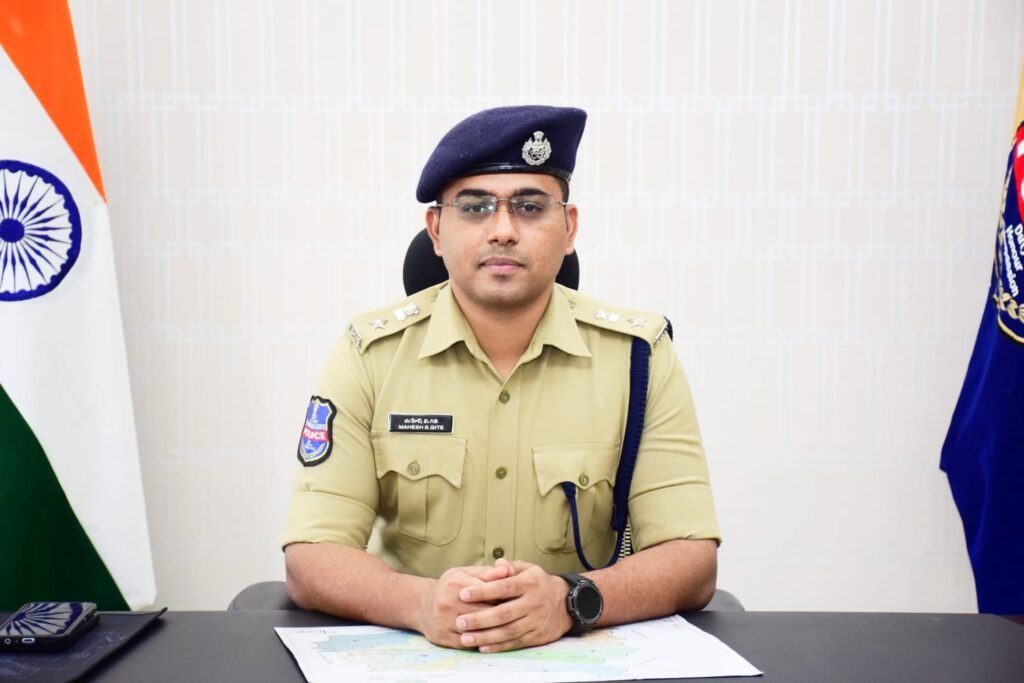 ప్రశాంతంగా ముగిసిన గణేష్ నిమజ్జనం: జిల్లా ఎస్పీ మహేష్ బి.గితే