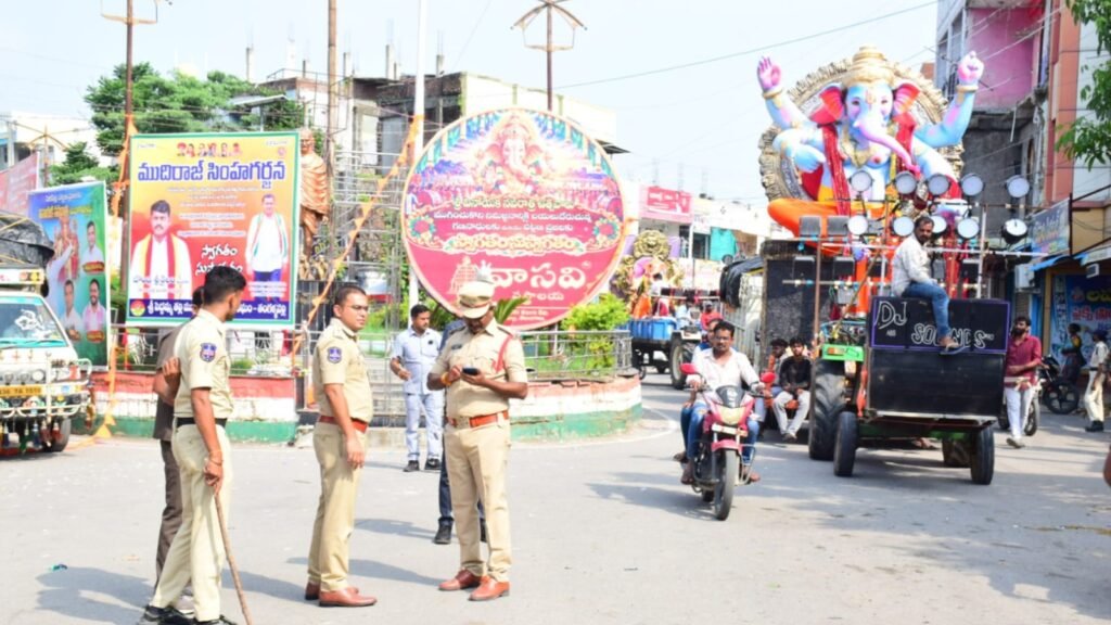 గణేష్ నిమజ్జనంపై ఎస్పీ నిరంతర పర్యవేక్షణ:
